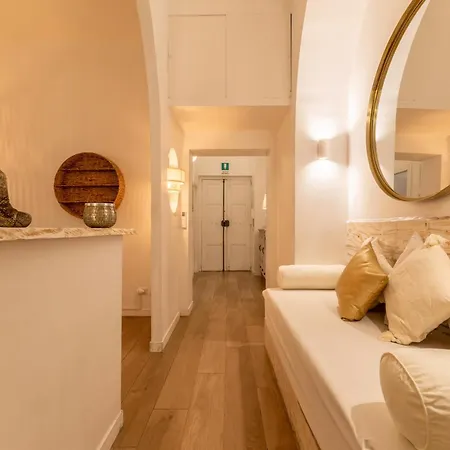 Next To Vatican Museum Luxury Flat דירה