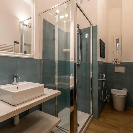 Next To Vatican Museum Luxury Flat דירה *