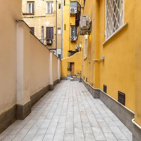 Next To Vatican Museum Luxury Flat דירה *