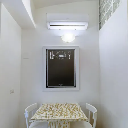 Next To Vatican Museum Luxury Flat *